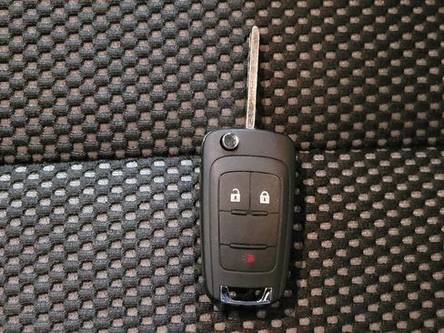 Used 2016 GMC Terrain SLE image 32