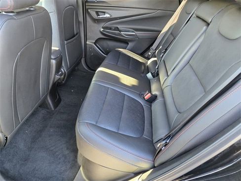 Used 2023 Chevrolet Bolt EUV LT w/ Convenience Package image 11