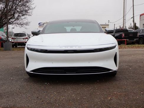 Used 2022 Lucid Air Grand Touring image 3