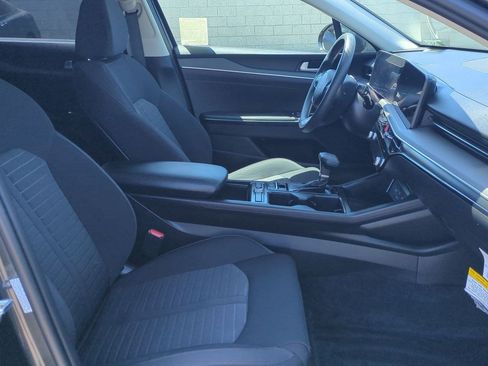 Certified 2025 Kia K5 LXS FWD image 24