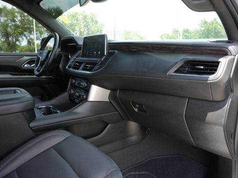 Used 2024 Chevrolet Tahoe Z71 AWD/4WD image 24