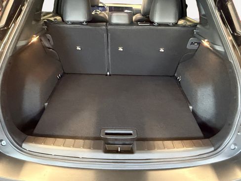 Used 2026 Nissan Kicks SR FWD image 14