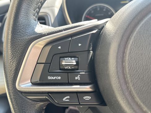 Used 2021 Subaru Ascent Premium image 18