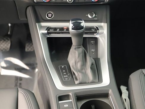 New 2025 Audi Q3 2.0T Premium image 21