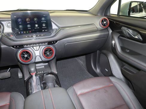 Used 2024 Chevrolet Blazer RS w/ Driver Confidence II Package FWD image 11
