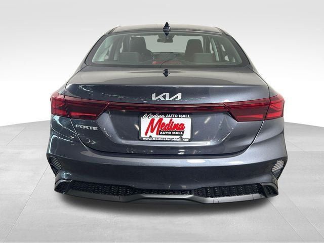 Used 2023 Kia Forte LXS FWD image 4