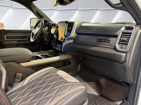 New 2025 RAM 2500 Big Horn AWD/4WD image 15