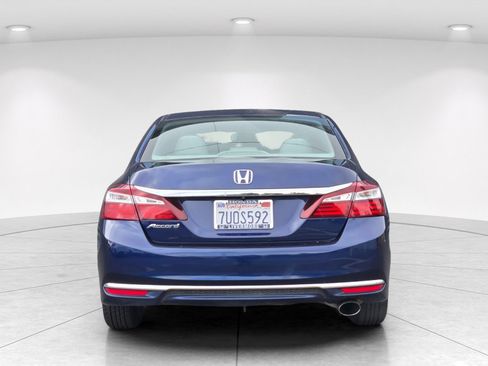 Used 2016 Honda Accord LX image 5