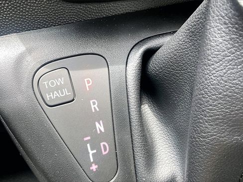 New 2024 RAM ProMaster 2500 w/ Convenience Group image 17