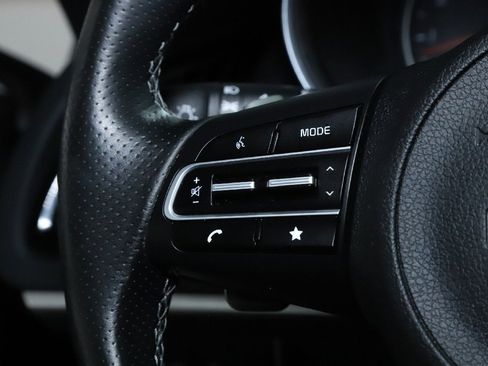 Used 2023 Kia Stinger GT2 image 22