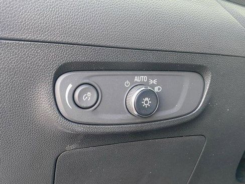 Used 2024 Buick Encore GX Sport Touring image 25