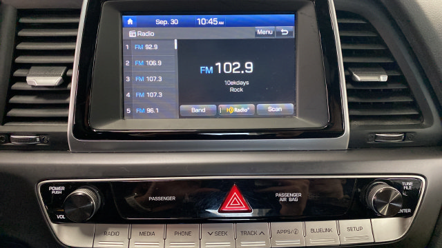 Used 2019 Hyundai Sonata Sport w/ Tech Package 03 FWD image 15