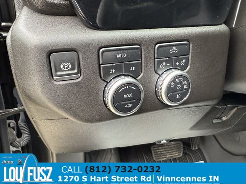 Used 2024 GMC Sierra 1500 Elevation image 21