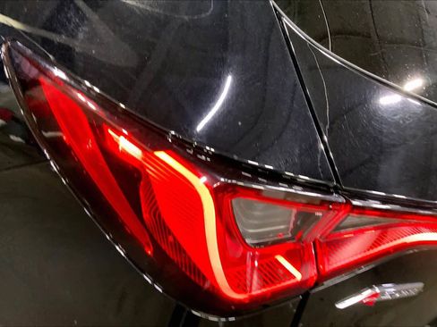 Used 2022 Acura MDX A-Spec image 28