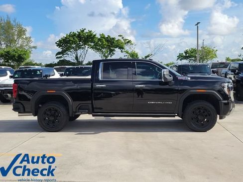 Used 2026 GMC Sierra 2500 Denali w/ Denali Reserve Package AWD/4WD image 10