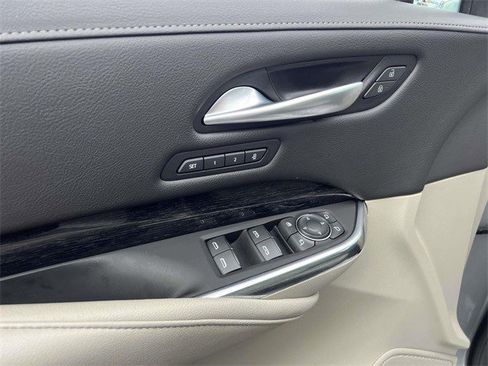 Certified 2023 Cadillac XT4 Premium Luxury w/ Technology Package image 15