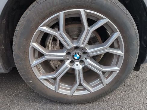 Used 2024 BMW X7 xDrive40i AWD/4WD image 8