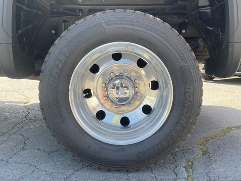 Used 2021 GMC Sierra 3500 Denali w/ Denali Ultimate Package image 16