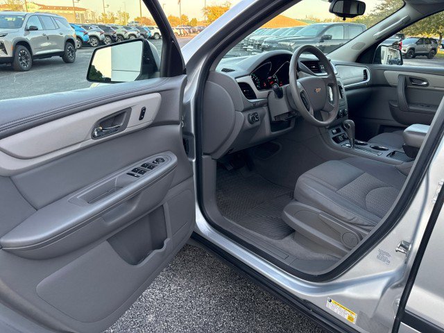 Used 2016 Chevrolet Traverse LS FWD image 13
