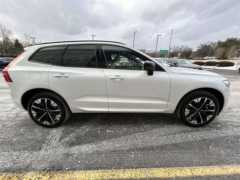 New 2026 Volvo XC60 B5 Plus w/ Protection Package Premier image 9