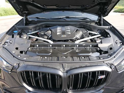 Used 2025 BMW X5 M60i image 30