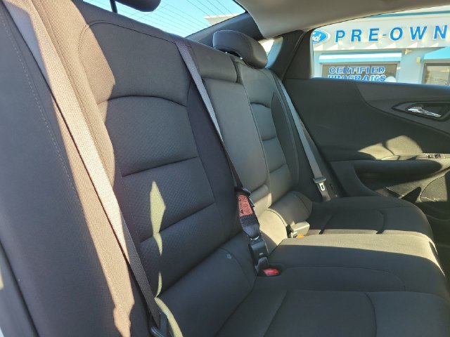 Used 2024 Chevrolet Malibu LT FWD image 17