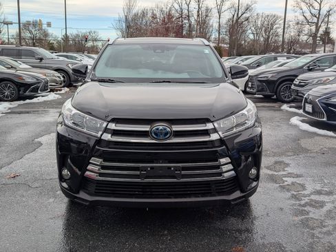 Used 2017 Toyota Highlander Limited Platinum image 8