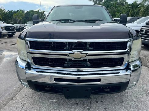 Used 2008 Chevrolet Silverado 2500 LT w/ 2LT Convenience Package image 2
