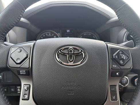 Used 2023 Toyota Tacoma TRD Off-Road AWD/4WD image 16