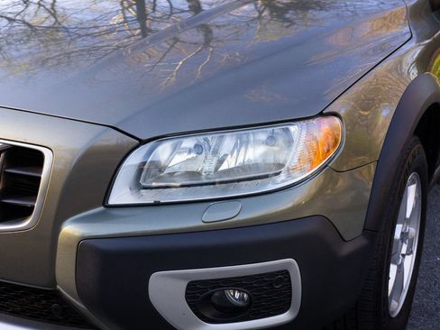 Used 2010 Volvo XC70 3.2 AWD/4WD image 21
