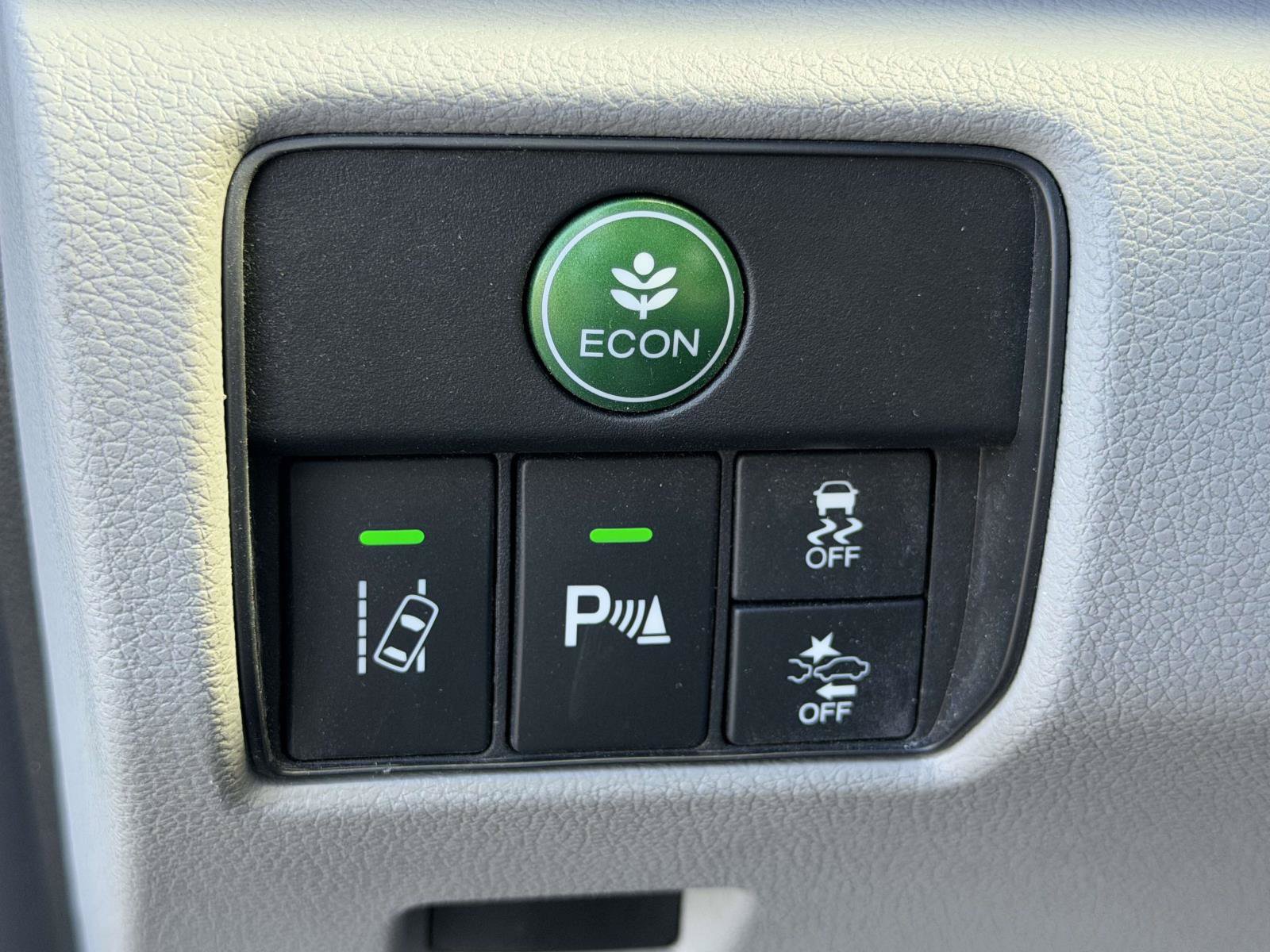 Used 2017 Honda Accord Touring image 24