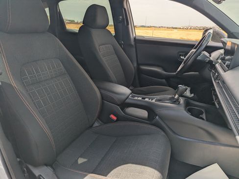Used 2024 Honda HR-V Sport image 10