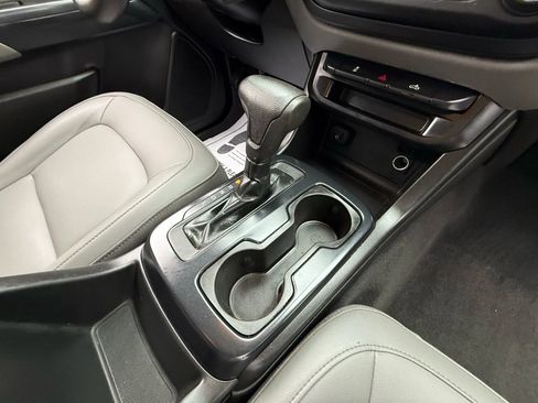 Used 2021 Chevrolet Colorado W/T w/ WT Convenience Package image 47