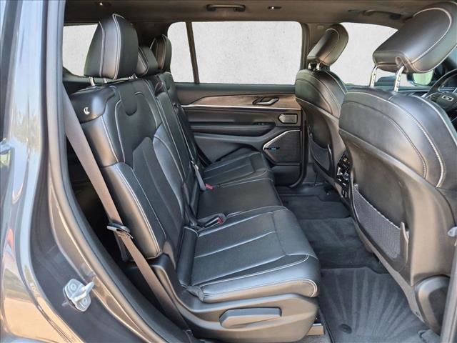 Used 2022 Jeep Grand Cherokee L Overland AWD/4WD image 23