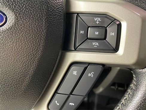 Used 2015 Ford F150 Lariat w/ Trailer Tow Package image 12