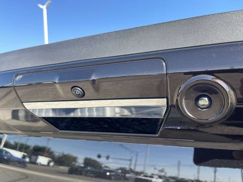 Used 2021 Ford F150 Lariat w/ Equipment Group 502A High AWD/4WD image 7