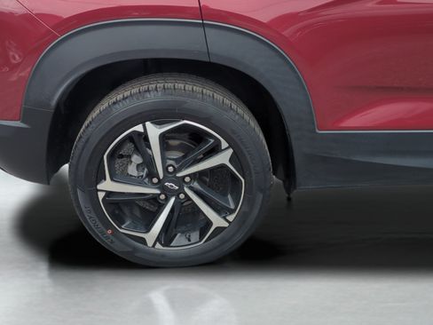 Used 2023 Chevrolet TrailBlazer RS FWD image 28