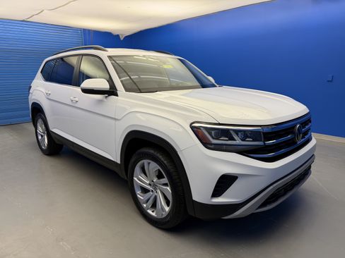 Used 2021 Volkswagen Atlas SE AWD/4WD image 2