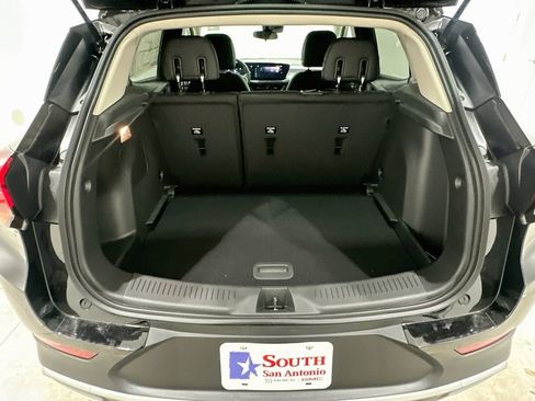 New 2026 Buick Encore GX Preferred w/ Comfort Package FWD image 25