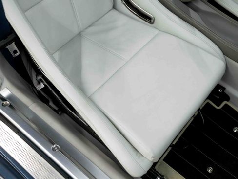 Used 1991 Porsche 911 Carrera image 88