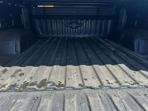 Used 2024 Chevrolet Silverado 1500 LT w/ Z71 Off-Road Package image 27