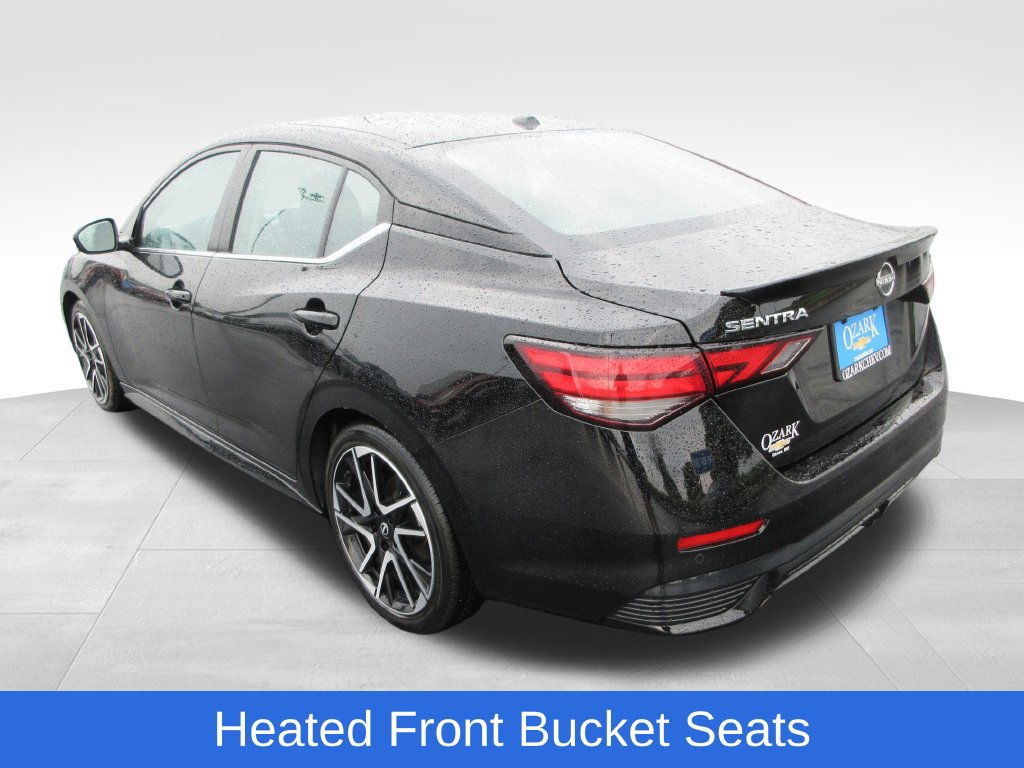 Used 2025 Nissan Sentra SR FWD image 3