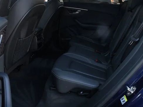Used 2019 Audi Q8 Premium Plus image 36
