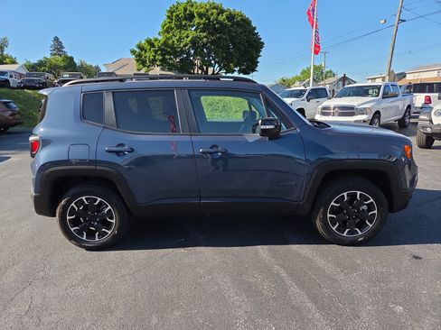 Certified 2023 Jeep Renegade Latitude AWD/4WD image 2
