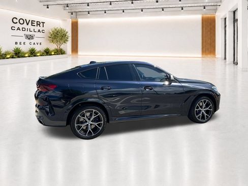 Used 2022 BMW X6 M50i w/ Premium Package AWD/4WD image 15