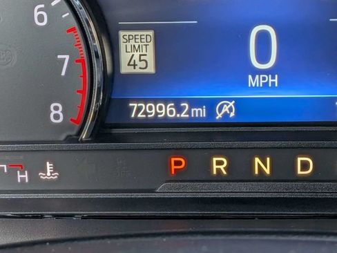 Used 2020 Ford Explorer XLT w/ Equipment Group 202A RWD image 31