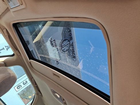 Used 1998 Toyota Camry LE image 16