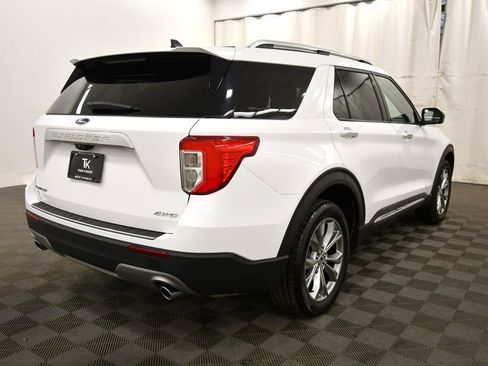 Used 2023 Ford Explorer Limited image 8