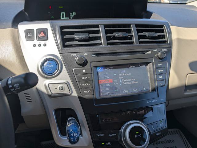 Used 2014 Toyota Prius V Three FWD image 32