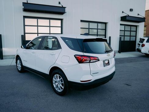 Used 2024 Chevrolet Equinox LS image 5